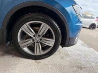 USED 2017 17 VOLKSWAGEN TIGUAN 2.0 TSI BlueMotion Tech SEL SUV 5dr Petrol Manual 4Motion Euro 6 (s/s) (180 ps)+1 FORMER KEEPER+FSH 7 STAMPS+2KEYS+PARK CONTROL+PANORAMIC SUNROOF+MEDIA+NAVIGATION+APPS+19 INCH ALLOYS+ 2 KEYS+1 FORMER KEEPER+PRIVACY+FSH 7 STAMPS+PANORAMIC SUNROOF+NAV+PARK CONTROL+19" ALLOYS+BLUETOOTH+MEDIA+USB+AUX+DAB+CRUISE+CLIMATE+HEATED FRONT SEATS+HPI CLEAR