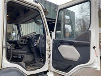 USED 2014 64 VOLVO FL 2014 Volvo FL-250 Skip Loader 