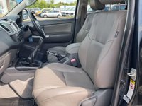 USED 2013 63 TOYOTA HI-LUX 3.0 D-4D Invincible Pickup Double Cab 4dr Diesel Manual 4WD Euro 5 (171 ps) 