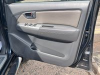 USED 2013 63 TOYOTA HI-LUX 3.0 D-4D Invincible Pickup Double Cab 4dr Diesel Manual 4WD Euro 5 (171 ps) 