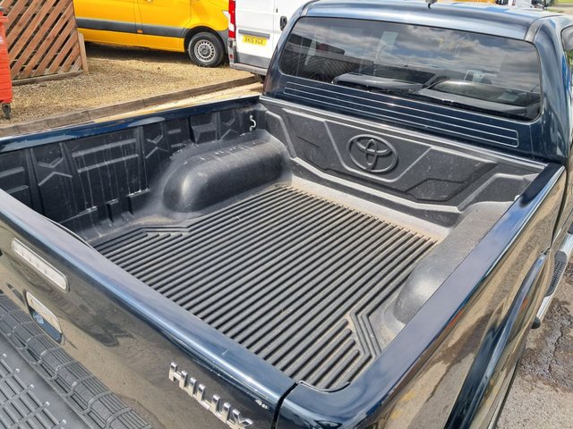 2013 TOYOTA HI-LUX 3.0 D-4D Invincible Pickup Double Cab 4dr Diesel Manual 4WD Euro 5 (171 ps) - Photo 11