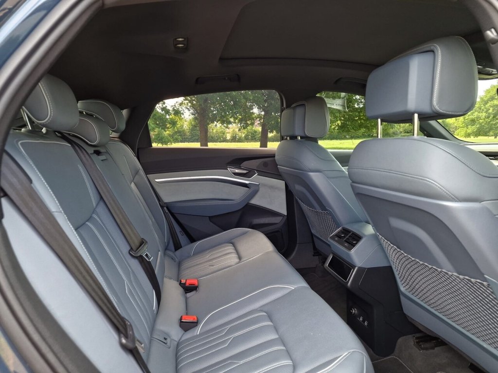 USED 2020 70 AUDI E-TRON 55 Edition 1 Sportback 5dr Electric Auto quattro 95kWh (408 ps) FINANCE AVAILABLE