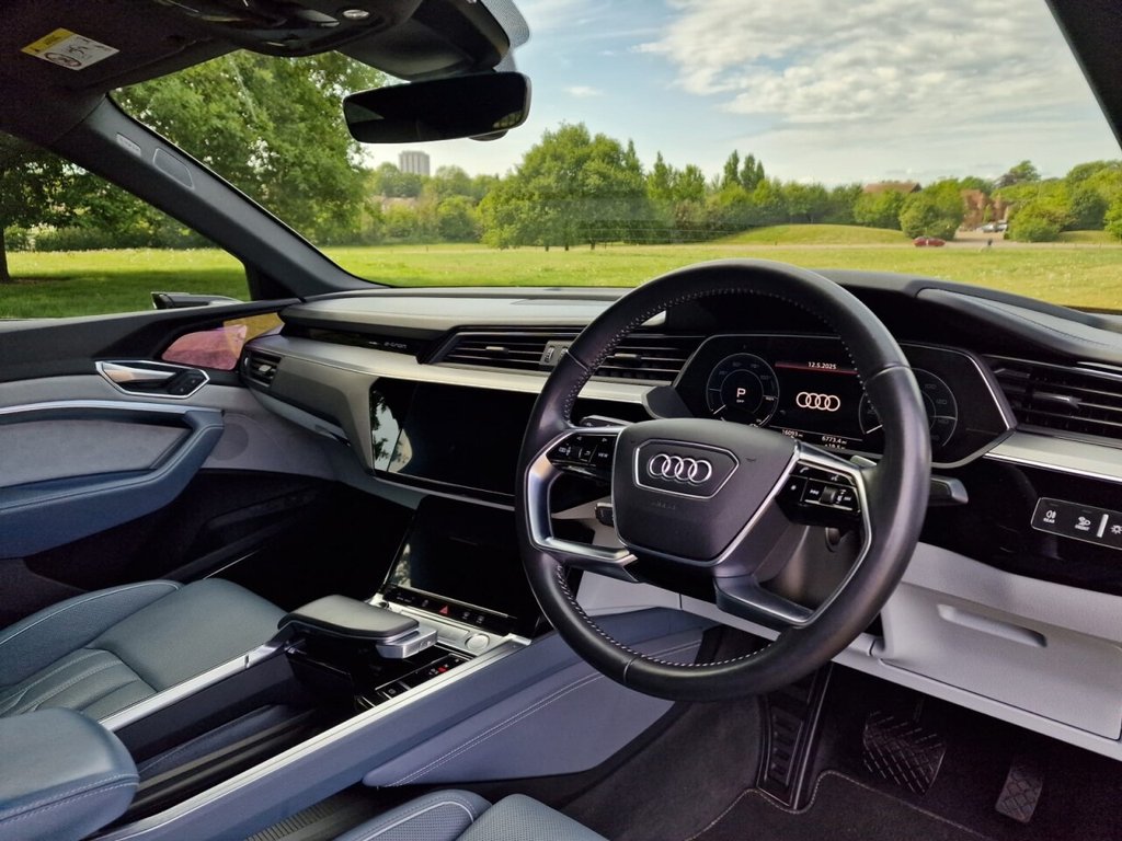 USED 2020 70 AUDI E-TRON 55 Edition 1 Sportback 5dr Electric Auto quattro 95kWh (408 ps) FINANCE AVAILABLE