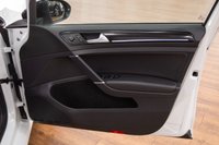 USED 2017 17 VOLKSWAGEN GOLF 2.0 TSI BlueMotion Tech R Hatchback 