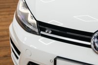 USED 2017 17 VOLKSWAGEN GOLF 2.0 TSI BlueMotion Tech R Hatchback 