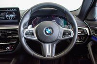 USED 2021 71 BMW 5 SERIES 3.0 530d MHT M Sport Touring 5dr Diesel Hybrid Steptronic xDrive Euro 6 (s/s) (286 ps) M Sport Pro Package