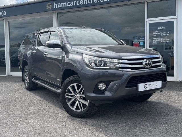 2018 67 Toyota HI-Lux 2.4 D-4D Invincible Pickup Double Cab 4dr Diesel Manual 4WD Euro 6 (s/s) (TSS, 3.5t) (150 ps)