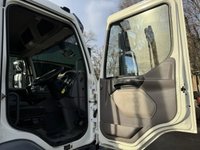 USED 2015 15 DAF LF 2015 DAF LF-310 Skip Loader 