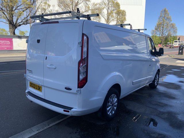 2022 Ford Transit Custom 2L Limited 5dr - Photo 4