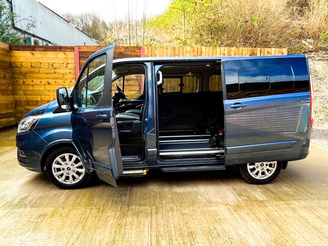 2021 FORD TOURNEO CUSTOM - Photo 12