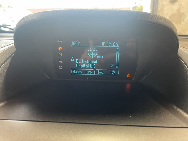 2017 FORD TRANSIT COURIER - Photo 11