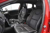 USED 2016 16 VOLVO V40 2.0 D2 R-Design Lux Nav Hatchback 5dr Diesel Manual Euro 6 (s/s) (120 ps) Satellite Navigation, Heated Seats, &pound;20 Tax