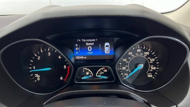 2017 FORD FOCUS - Photo 10