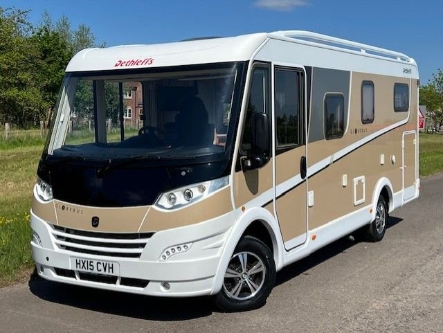 View our DETHLEFFS GLOBEBUS