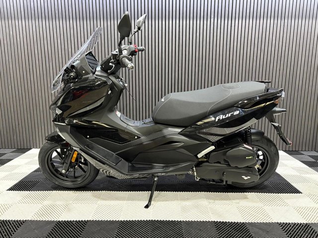 View our LEXMOTO Aura 125
