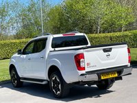 USED 2020 20 NISSAN NAVARA 2.3 dCi Tekna Pickup Double Cab 4dr Diesel Auto 4WD Euro 6 (190 ps) ** NO VAT * *  SAT NAV ** CAMERA