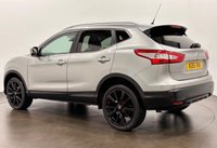 USED 2015 15 NISSAN QASHQAI 1.6 dCi Tekna SUV 5dr Diesel Manual 2WD Euro 5 (s/s) (130 ps) Panoramic Glass Roof