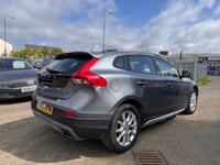 USED 2018 18 VOLVO V40 CROSS COUNTRY 2.0 D3 Pro Hatchback 5dr Diesel Auto Euro 6 (s/s) (150 ps) 