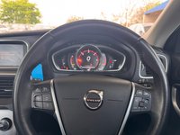 USED 2018 18 VOLVO V40 CROSS COUNTRY 2.0 D3 Pro Hatchback 5dr Diesel Auto Euro 6 (s/s) (150 ps) 