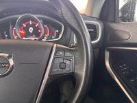 USED 2018 18 VOLVO V40 CROSS COUNTRY 2.0 D3 Pro Hatchback 5dr Diesel Auto Euro 6 (s/s) (150 ps) 