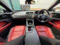 USED 2016 16 JAGUAR XE 2.0d R-Sport Saloon 4dr Diesel Auto Euro 6 (s/s) (180 ps) * Timing Chain Replaced - Alloy Wheels - Panoramic Roof *