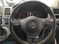 USED 2014 64 VOLKSWAGEN CARAVELLE 2.0 TDI BlueMotion Tech Executive MPV 5dr Diesel DSG Euro 5 (s/s) (140 ps) 
