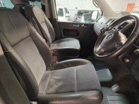 USED 2014 64 VOLKSWAGEN CARAVELLE 2.0 TDI BlueMotion Tech Executive MPV 5dr Diesel DSG Euro 5 (s/s) (140 ps) 