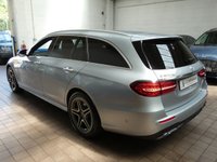 USED 2021 70 MERCEDES-BENZ E-CLASS 2.0 E300de 13.5kWh AMG Line Edition Estate 5dr Diesel Plug-in Hybrid G-Tronic+ Euro 6 (s/s) (306 ps) SAT NAV HEATED LEATHER SEATS CRUISE CONTROL REAR VIEW CAMERA PARKING SENSORS 12 OWNER SERVICE HISTORY WARRANTY