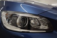 USED 2017 67 VOLVO V60 2.0 D3 R-Design Lux Nav Estate 5dr Diesel Auto Euro 6 (s/s) (150 ps) FANTASTIC SPEC WITH LOADS OF FACTORY EXTRAS INCLUDING DRIVER SUPPORT PACK & LANE KEEPING AID
