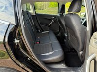 USED 2014 E PEUGEOT 2008 1.6 e-HDi Allure SUV 5dr Diesel EGC Euro 5 (s/s) (92 ps) 7 SERVICE STAMPS-DAB-XENON LIGHTS