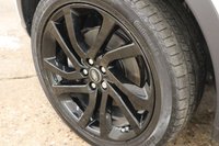 USED 2017 67 LAND ROVER DISCOVERY SPORT 2.0 TD4 HSE Black SUV 5dr Diesel Auto 4WD Euro 6 (s/s) (180 ps) lOW MILEAGE PANORAMIC ROOF HEATED SEATS BLACK GLOSS SPORTS WHEELS MAGNOLIA LIGHT LEATHER TRIM