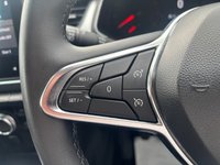 USED 2022 22 RENAULT CAPTUR 1.0 TCe Iconic Edition SUV 5dr Petrol Manual Euro 6 (s/s) (90 ps) One owner, rear parking sensors, Bluetooth.