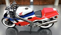 USED 1995 N HONDA VFR 400 NC30 Sports Classic Superb, in the most desired colours