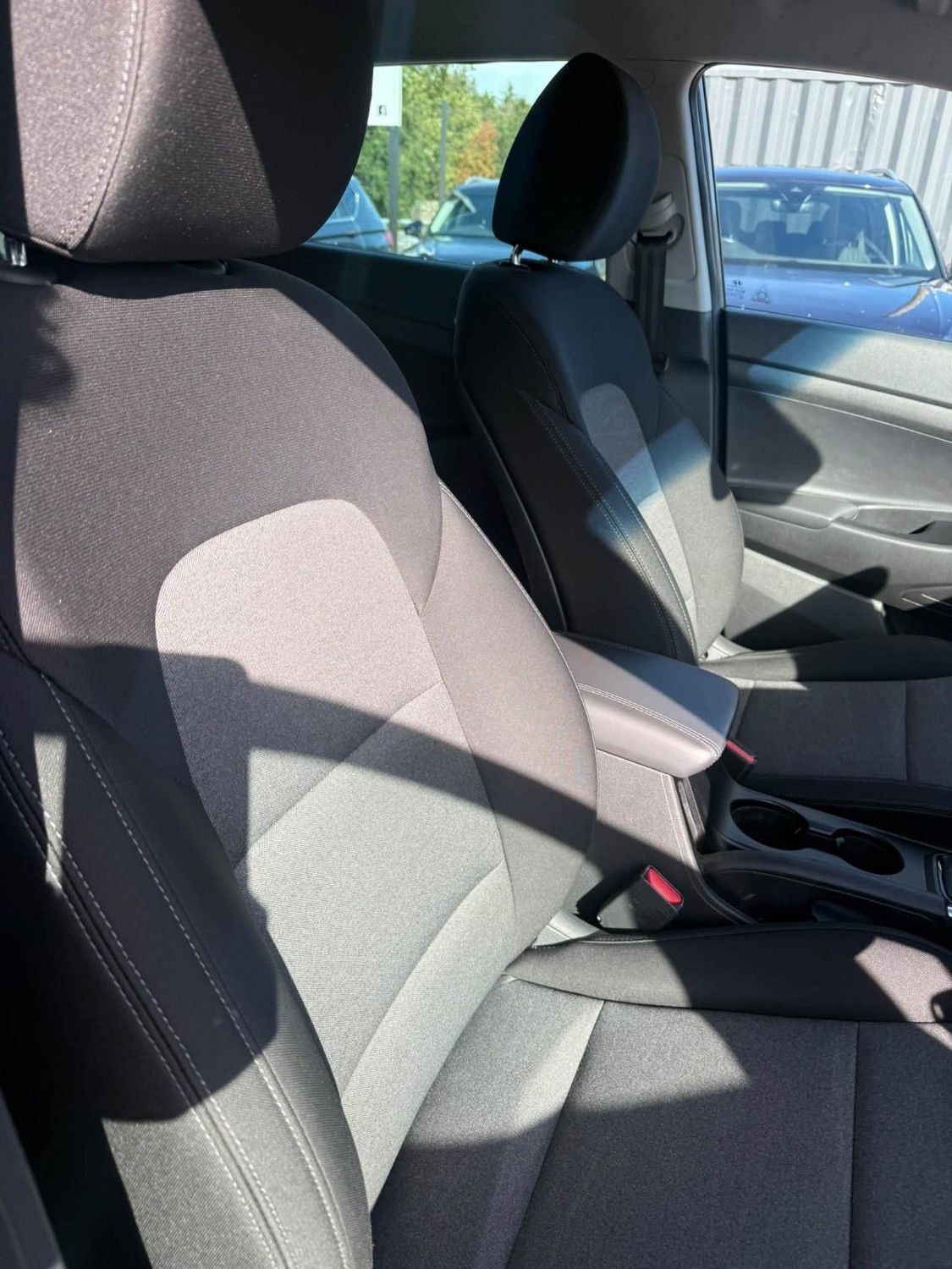 2019 HYUNDAI TUCSON 1.6 T-GDi SE Nav SUV 5dr Petrol DCT Euro 6 (s/s) (177 ps) - vehicle photo 7 for sale on PureCar