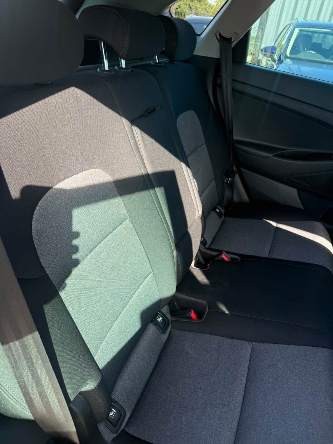 2019 HYUNDAI TUCSON 1.6 T-GDi SE Nav SUV 5dr Petrol DCT Euro 6 (s/s) (177 ps) - vehicle photo 8 for sale on PureCar