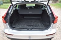 USED 2019 68 VOLVO V60 2.0 D3 Momentum Estate 5dr Diesel Manual Euro 6 (s/s) (150 ps) ***128 AA POINT CHECK ***
