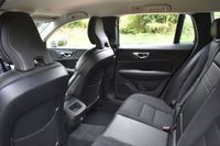 USED 2019 68 VOLVO V60 2.0 D3 Momentum Estate 5dr Diesel Manual Euro 6 (s/s) (150 ps) ***128 AA POINT CHECK ***