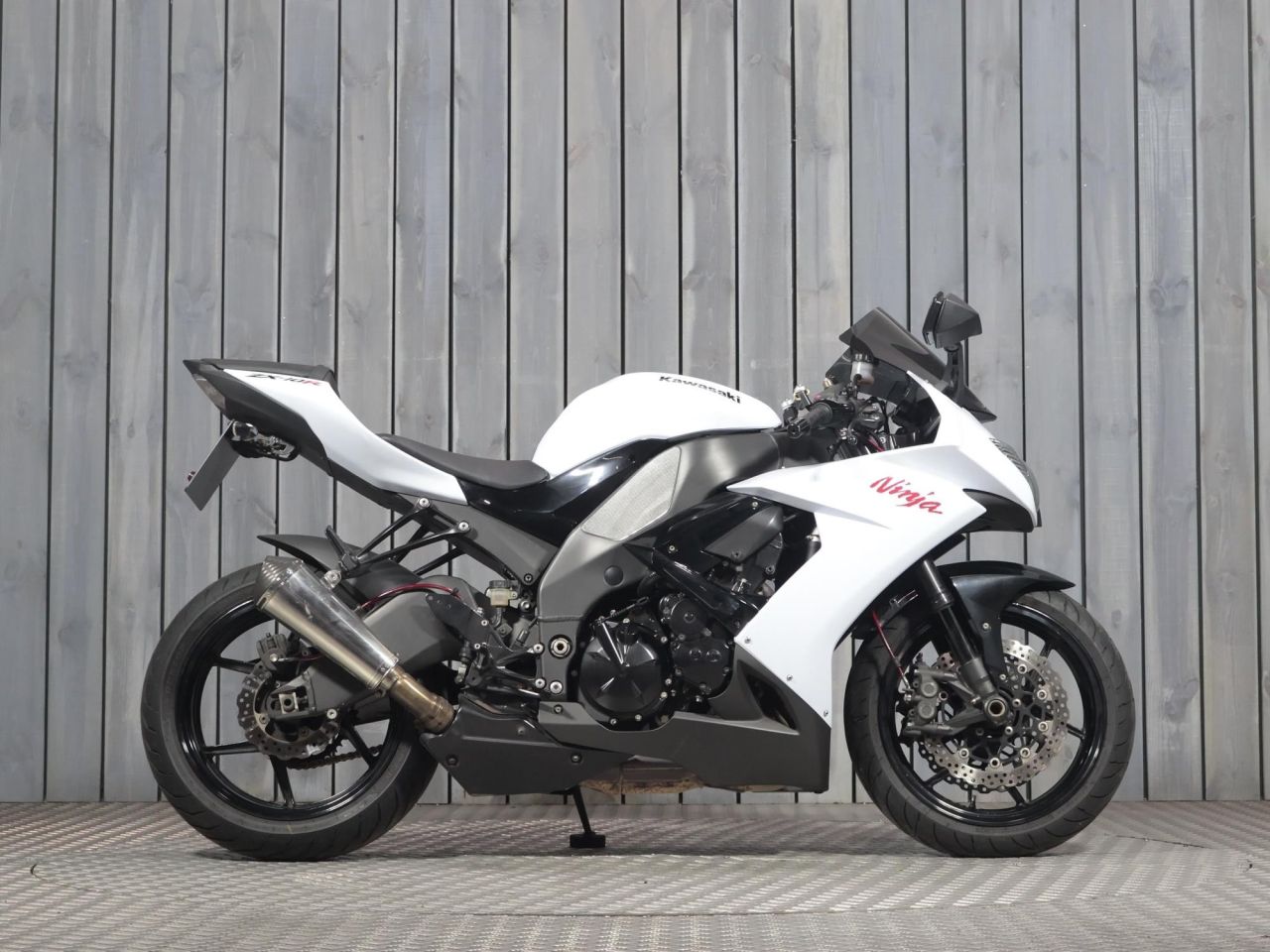高評価！ NINJA KAWASAKI 2010 ZX-10R Used - miles 19913 with WHITE トップス