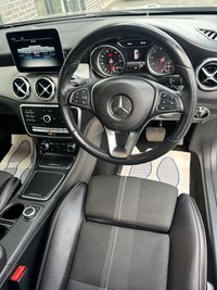 USED 2019 69 MERCEDES-BENZ GLA 1.6 GLA180 GPF Urban Edition SUV 5dr Petrol 7G-DCT Euro 6 (s/s) (122 ps) 