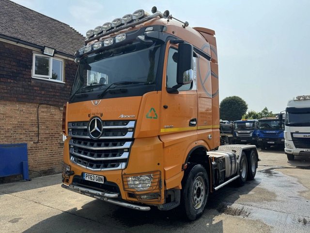 View our MERCEDES-BENZ AROCS