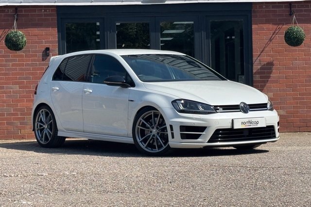 2015 15 Volkswagen Golf 2.0 TSI BlueMotion Tech R Hatchback 5dr Petrol DSG 4Motion Euro 6 (s/s) (300 ps)