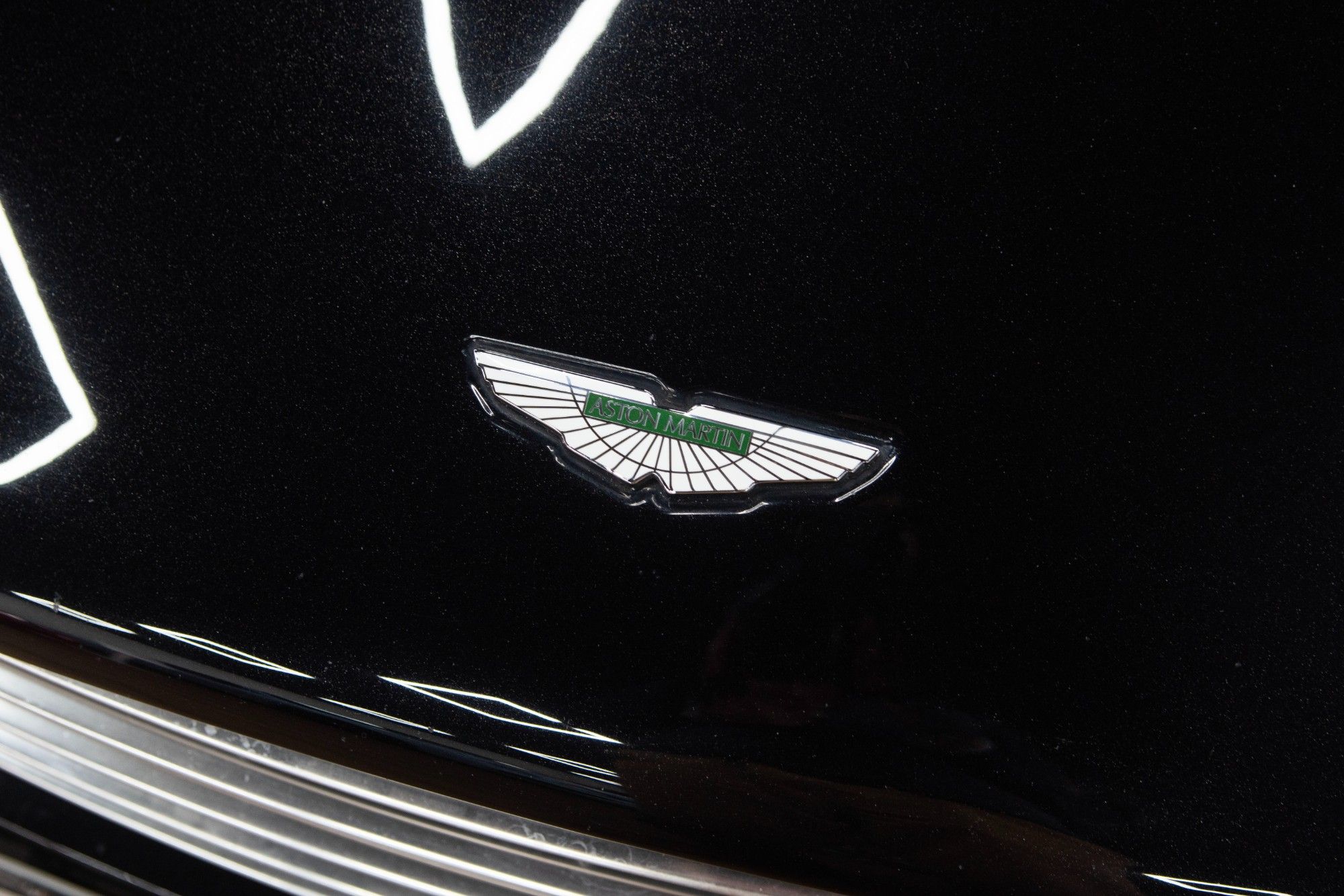 USED 2014 14 ASTON MARTIN DB9 6.0 V12 Carbon Edition Volante  
