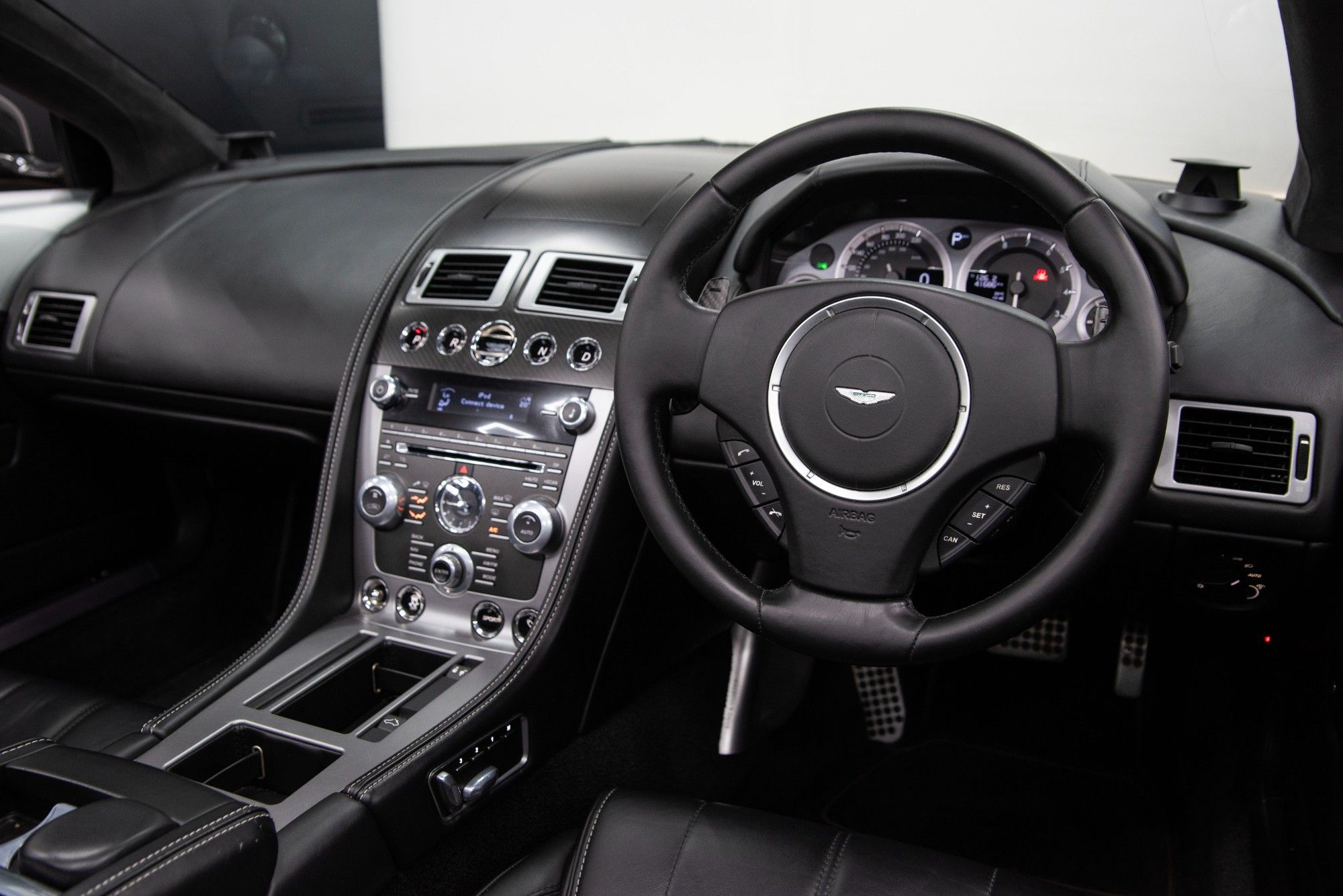 USED 2014 14 ASTON MARTIN DB9 6.0 V12 Carbon Edition Volante  