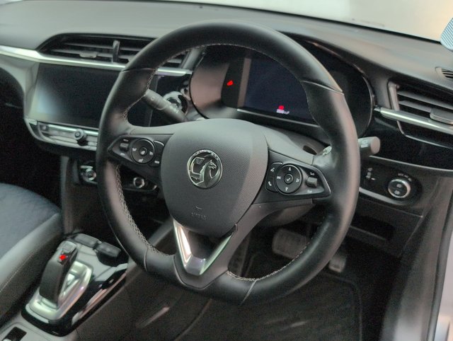 USED 2020 70 Vauxhall Corsa 50kwh Elite Nav Hatchback 5dr Electric Auto (7.4kw Charger) (136 Ps) Hatchback