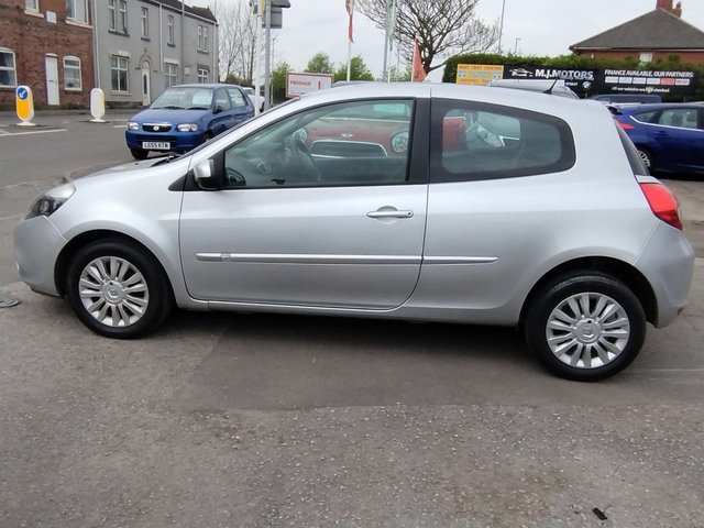 2012 RENAULT CLIO 2012 1.5 dCi Expression + Hatchback 3dr Diesel Manual Euro 5 (88 ps) - Photo 7