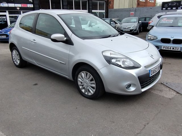 2012 RENAULT CLIO 2012 1.5 dCi Expression + Hatchback 3dr Diesel Manual Euro 5 (88 ps) - Photo 2