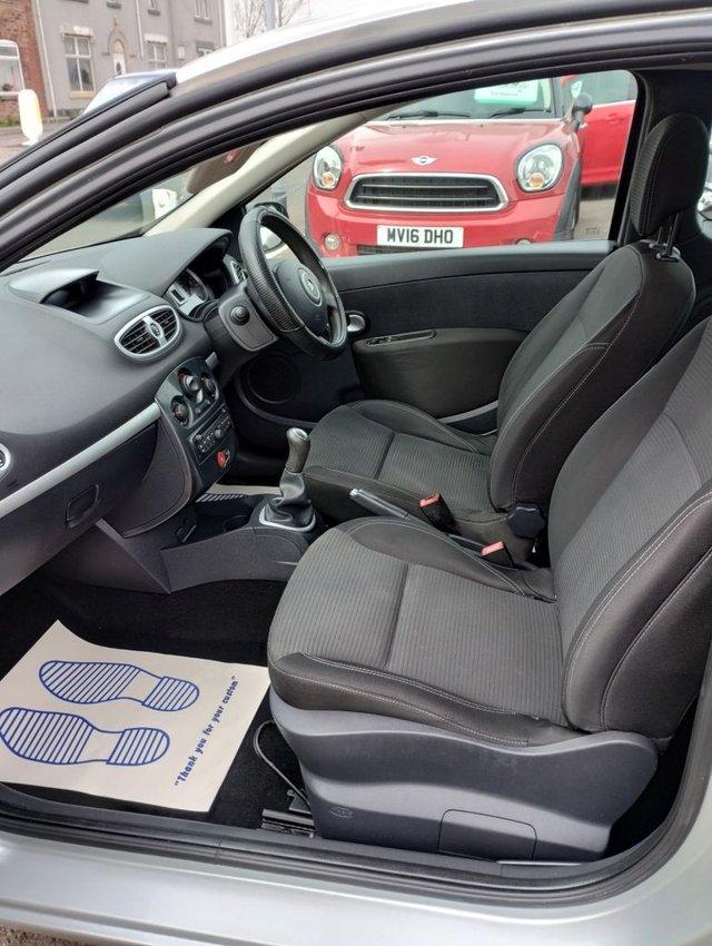 2012 RENAULT CLIO 2012 1.5 dCi Expression + Hatchback 3dr Diesel Manual Euro 5 (88 ps) - Photo 12
