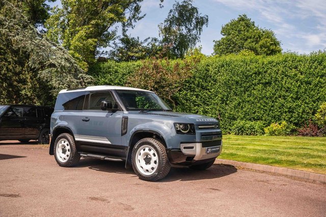 View our LAND ROVER DEFENDER