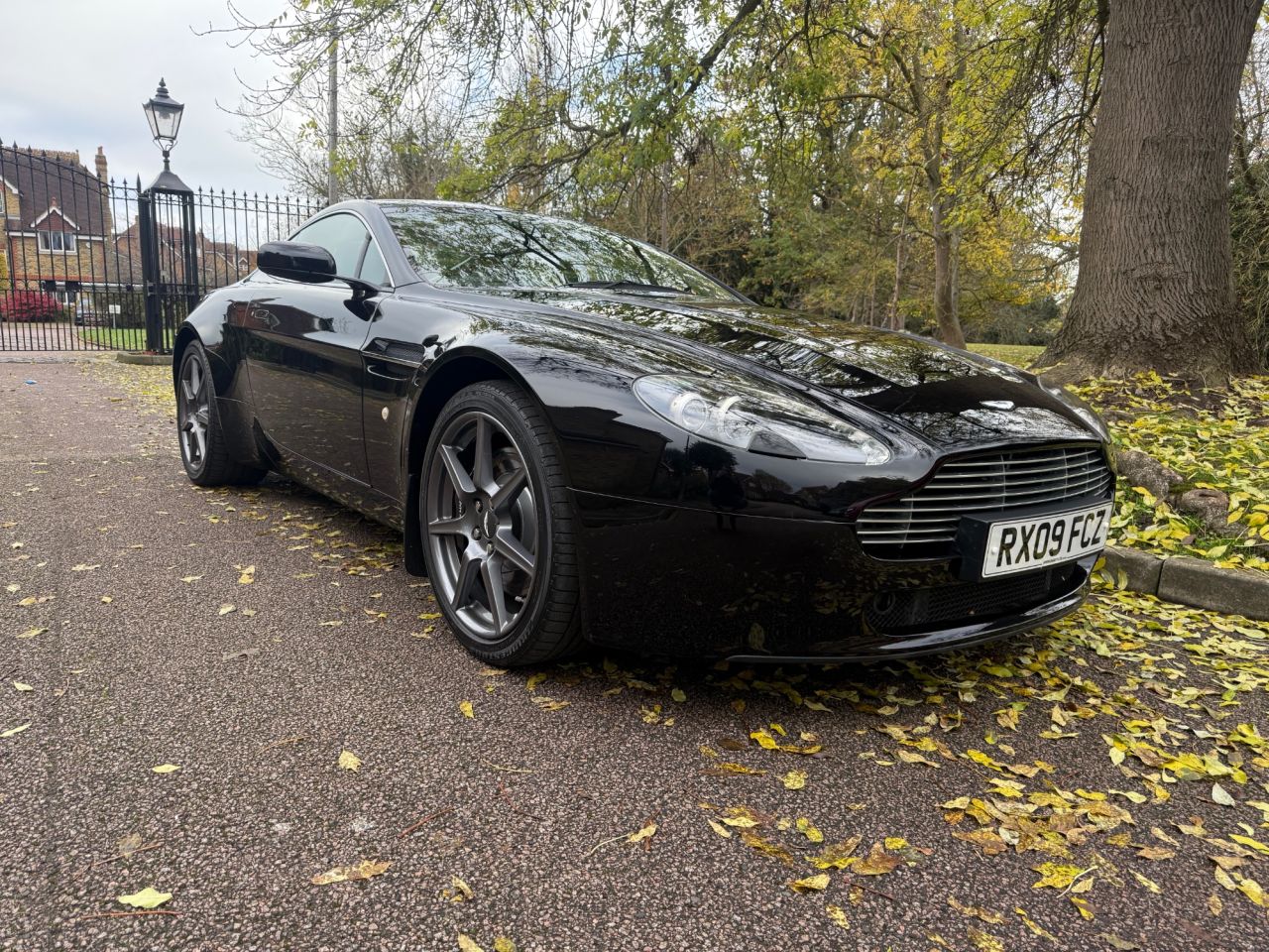 2009 ASTON MARTIN VANTAGE 4.3...