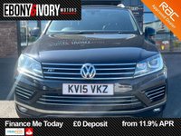 USED 2015 15 VOLKSWAGEN TOUAREG 3.0 TDI V6 BlueMotion Tech R-Line SUV 5dr Diesel Tiptronic 4WD Euro 6 (s/s) (262 ps) FULL SERVICE HISTORY 2 KEYS BOOK PACK SERVICED AS REQUIRED AND 1 YEAR MOT WITHIN THE SALE